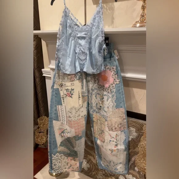 Free People Blue Patchwork soft Jeans🦋✨🦋 - Picture 12 of 16